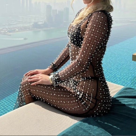 Cover Up - Picture 2 of 3